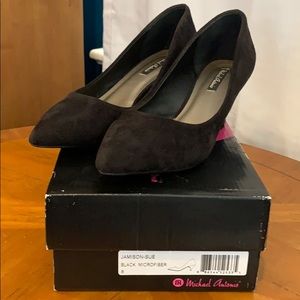 Black pumps/shoes